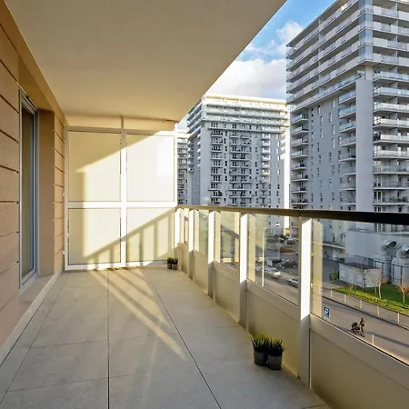 Spectrum Studio's I Appartement